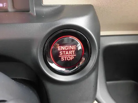 Honda N-BOX Joy