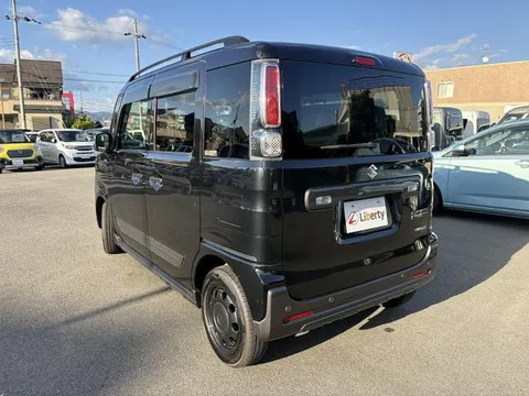Suzuki Spacia Gear