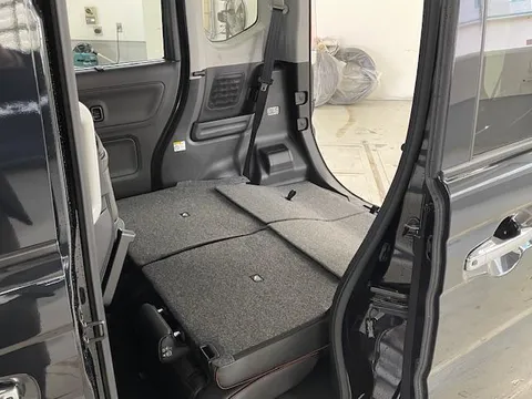 Suzuki Spacia Custom