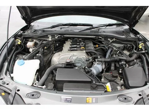 Mazda MX-5 (Roadster)
