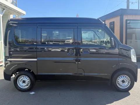 Nissan Clipper