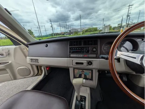 Nissan Rasheen
