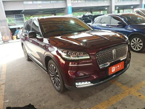 Lincoln Aviator