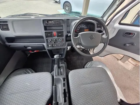 Nissan Clipper Truck