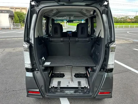 Honda N-BOX Plus Custom
