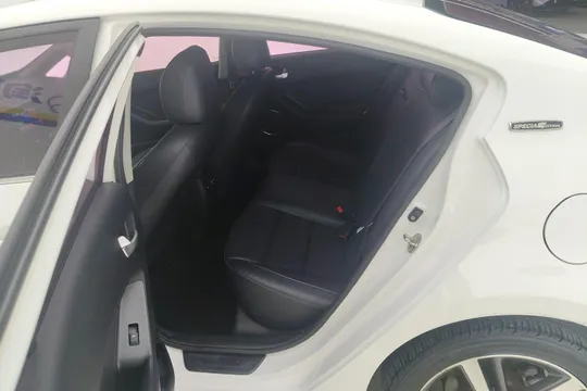 Kia Cerato (K3)