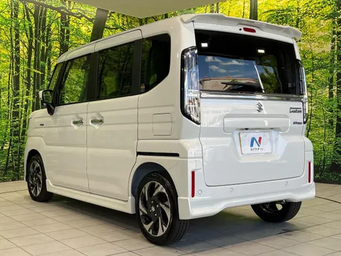 Suzuki Spacia Custom