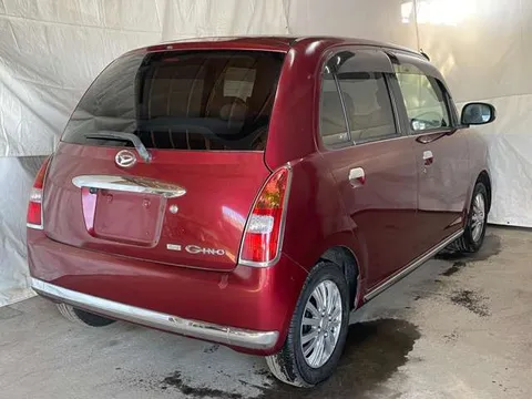 Daihatsu Mira Gino