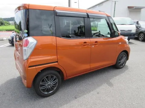Nissan Dayz Roox