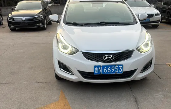 Hyundai Elantra (Avante)