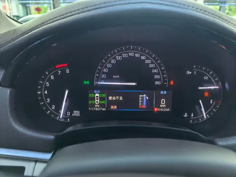 Cadillac XTS
