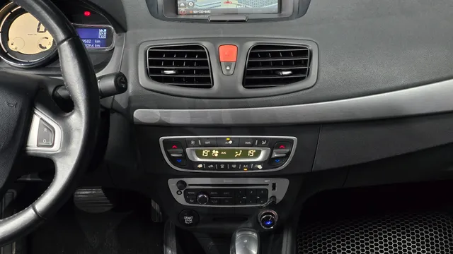 Renault SM3