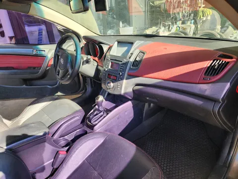 Kia Cerato (Forte)