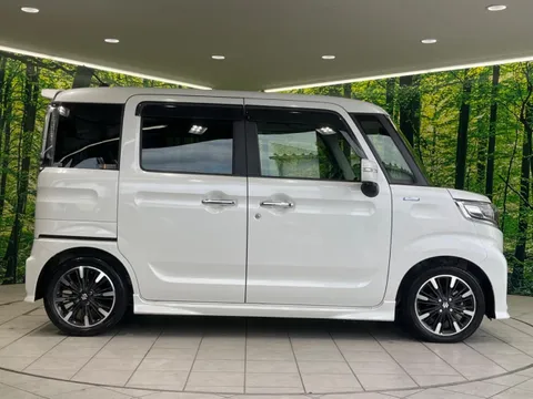 Suzuki Spacia Custom