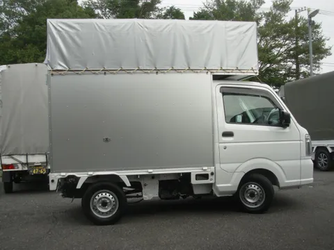Nissan Clipper Truck
