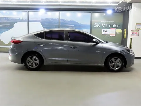 Hyundai Elantra (Avante)