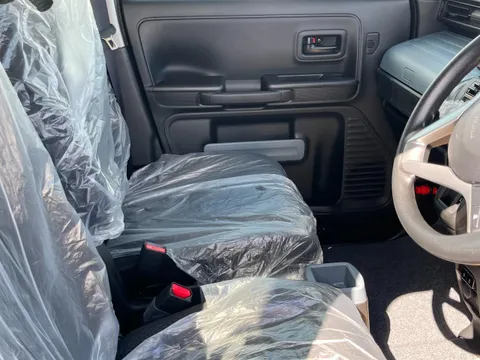 Suzuki Spacia Base