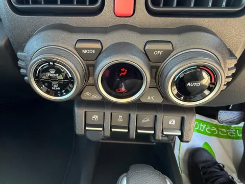 Suzuki Jimny Sierra