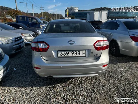 Renault SM3