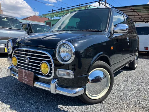 Daihatsu Mira Gino