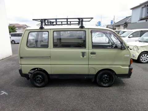 Mitsubishi Minicab Van