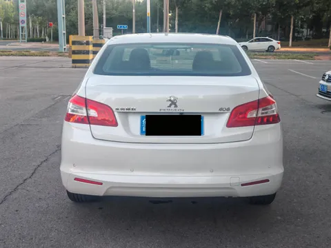 Peugeot 408