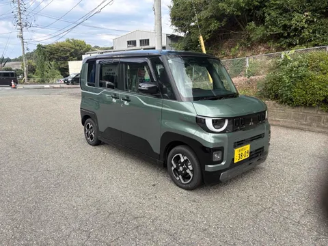 Mitsubishi Delica Mini