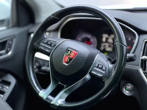 Roewe RX5