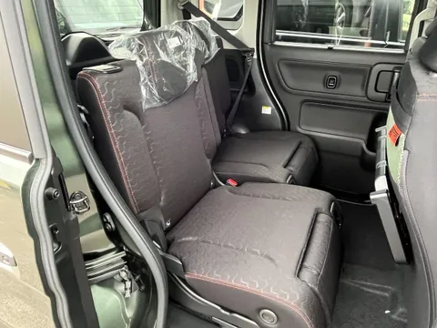 Suzuki Spacia Gear