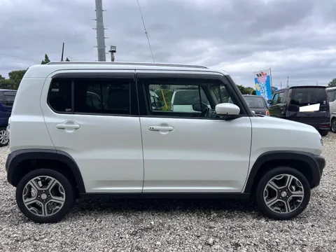 Mazda Flair Crossover