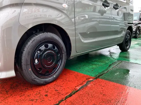Suzuki Spacia Base