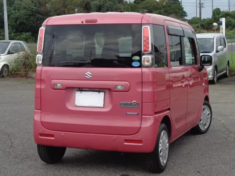 Suzuki Spacia