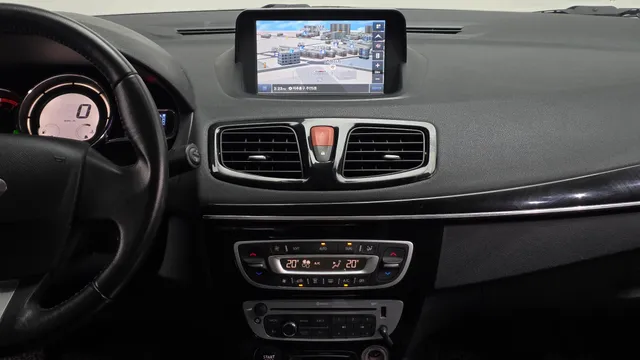 Renault SM3