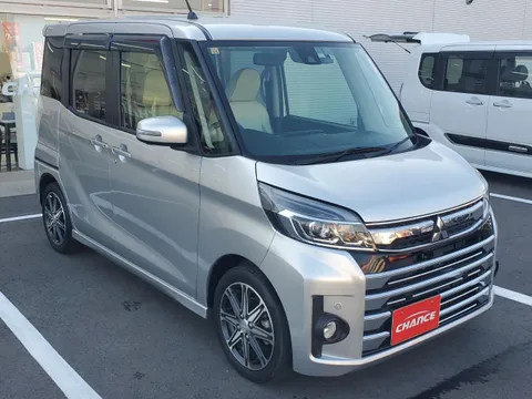 Mitsubishi eK Space Custom