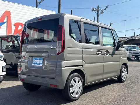 Suzuki Spacia