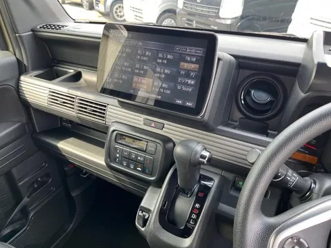 Honda N-VAN Plus Style