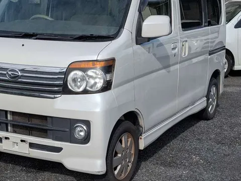 Daihatsu Atrai Wagon