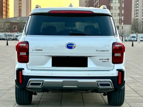 Gac GS8