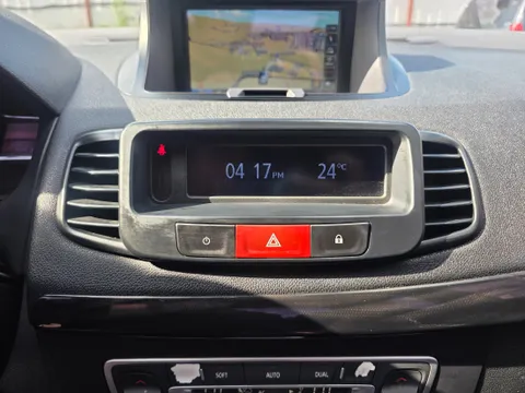 Renault SM3