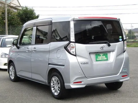 Toyota Tank