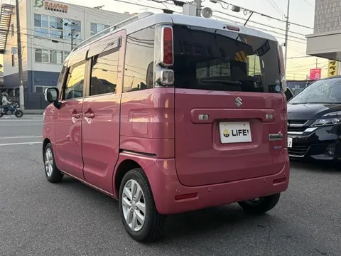 Suzuki Spacia
