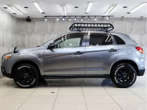 Mitsubishi RVR