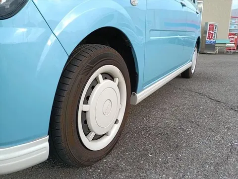 Daihatsu Mira Tocot