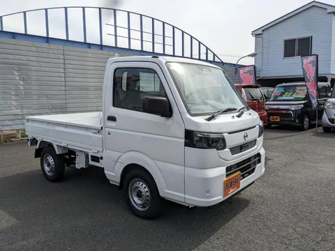 Nissan Clipper Truck