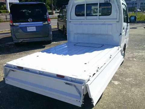Nissan Clipper Truck