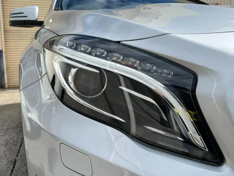 Mercedes-Benz GLA-Class
