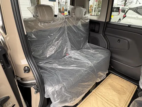 Mitsubishi Delica Mini