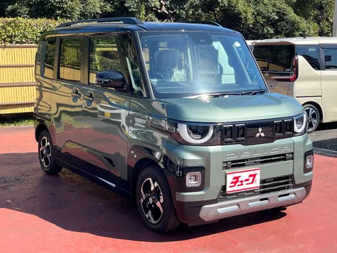 Mitsubishi Delica Mini