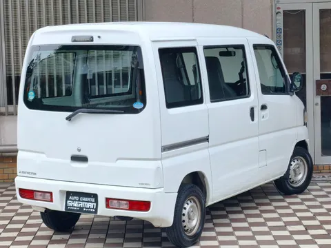 Mitsubishi Minicab Van