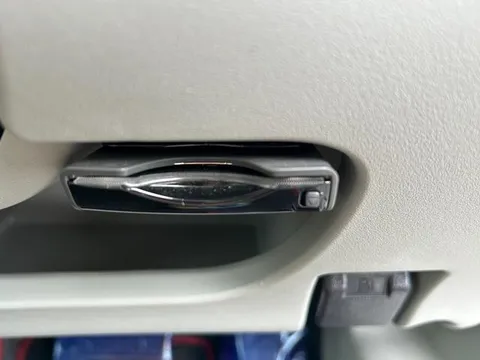 Mitsubishi I